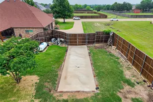 1561 St Andrews Dr, Red Oak, TX 75154 - Photo 23