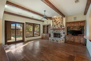 2945 Dyer St, University Park, TX 75205 - Photo 15