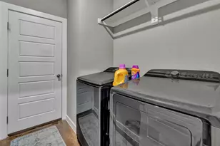 609 N Cummings Dr, Alvarado, TX 76009 - Photo 23