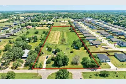 305 Swaha Drive, Tioga, TX 76271 - Photo 1