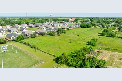 305 Swaha Drive, Tioga, TX 76271 - Photo 11