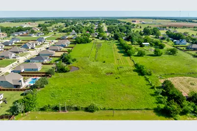 305 Swaha Drive, Tioga, TX 76271 - Photo 9