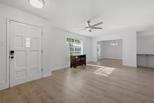 720 Blanton Dr, Sherman, TX 75092 - Photo 9