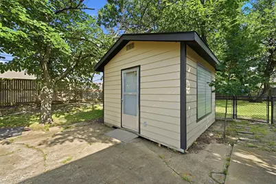 720 Blanton Drive, Sherman, TX 75092 - Photo 37