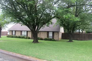 720 Blanton Dr, Sherman, TX 75092 - Photo 3
