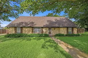 720 Blanton Dr, Sherman, TX 75092 - Photo 1