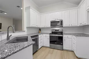 209 W Karnes Dr, Waco, TX 76706 - Photo 5