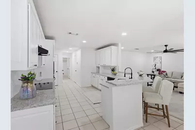 6600 Silver Oak Lane, Fort Worth, TX 76135 - Photo 9