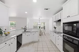 6600 Silver Oak Ln, Fort Worth, TX 76135 - Photo 7