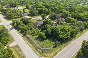 6600 Silver Oak Ln, Fort Worth, TX 76135 - Photo 33