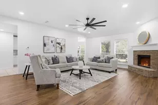 6600 Silver Oak Ln, Fort Worth, TX 76135 - Photo 3