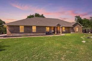 6600 Silver Oak Ln, Fort Worth, TX 76135 - Photo 37