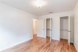 910 Tamara Ln, Grand Prairie, TX 75051 - Photo 7