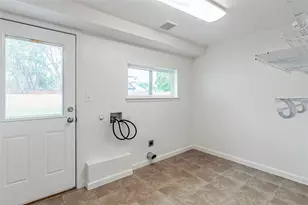 910 Tamara Ln, Grand Prairie, TX 75051 - Photo 19