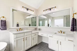 634 Meadowcrest Dr, Highland Village, TX 75077 - Photo 27