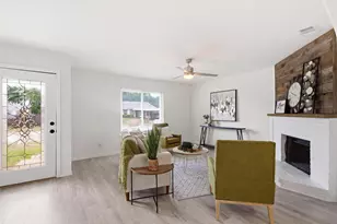 5644 Santa Fe Trail, Haltom City, TX 76148 - Photo 13