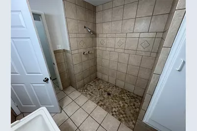 7517 Castillo Road, Fort Worth, TX 76112 - Photo 9