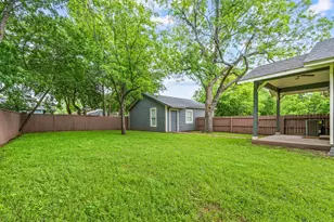 800 N Clements St, Gainesville, TX 76240 - Photo 25