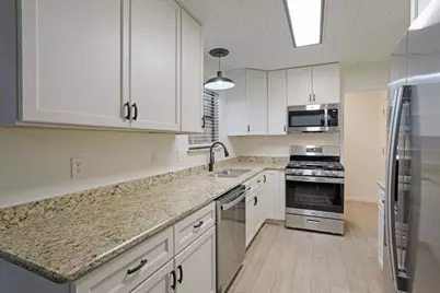 100 E Cunningham Street, Bonham, TX 75418 - Photo 17
