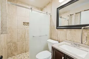 625 Kingston Dr, Grand Prairie, TX 75051 - Photo 17