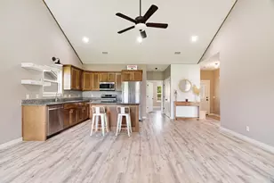 675 High St, Blossom, TX 75416 - Photo 5