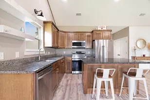 675 High St, Blossom, TX 75416 - Photo 9