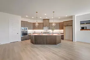 725 Shinnery Oak Wy, Waxahachie, TX 75165 - Photo 11
