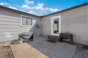 216 Ave I, Lacy Lakeview, TX 76705 - Photo 15