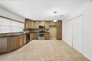 5161 Bartlett Dr, The Colony, TX 75056 - Photo 9