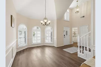 2605 Hidden Ridge Drive, Arlington, TX 76006 - Photo 3