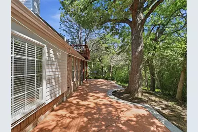 2605 Hidden Ridge Drive, Arlington, TX 76006 - Photo 25