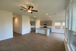 4441 Sweet Clover Ln, Fort Worth, TX 76036 - Photo 3