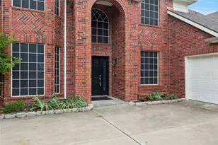 2702 St Charles Dr, Mansfield, TX 76063 - Photo 3