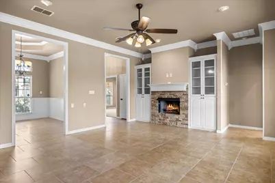 1207 Mallard Way, Granbury, TX 76048 - Photo 7