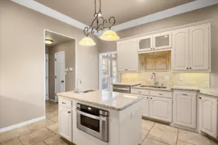 1207 Mallard Way, Granbury, TX 76048 - Photo 13