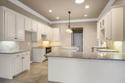 1207 Mallard Way, Granbury, TX 76048 - Photo 11