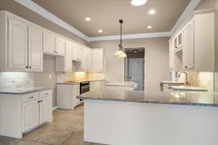 1207 Mallard Way, Granbury, TX 76048 - Photo 11