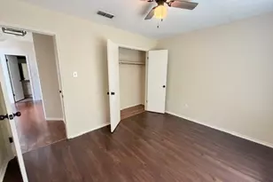 5305 Manhassett Dr, Arlington, TX 76018 - Photo 15