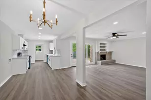 2106 Butterfield Trail, Grand Prairie, TX 75052 - Photo 3