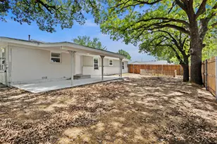 914 Vine St, Euless, TX 76040 - Photo 27