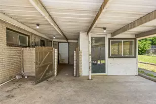 4613 Emerson St, Fort Worth, TX 76119 - Photo 25