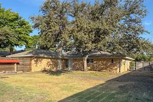 1946 Kensington Dr, Carrollton, TX 75007 - Photo 23