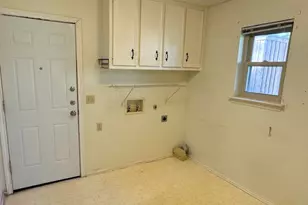 1946 Kensington Dr, Carrollton, TX 75007 - Photo 21