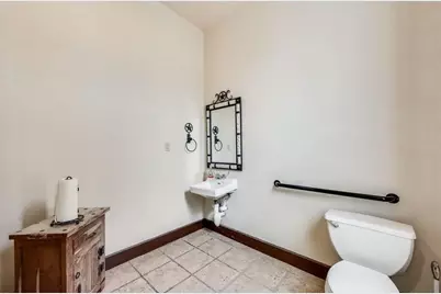 112 E Main Street, Waxahachie, TX 75165 - Photo 25