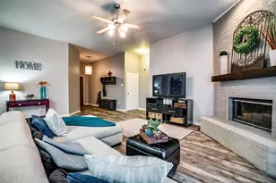 15555 Wrangler Dr, Frisco, TX 75035 - Photo 5