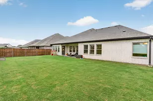 219 Mockingbird Dr, Waxahachie, TX 75165 - Photo 29