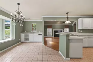 6713 Westbury Ct, Benbrook, TX 76132 - Photo 9