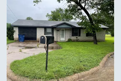 1208 Winkler Street, Ennis, TX 75119 - Photo 1