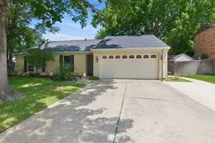 619 Heatherwood Dr, Grapevine, TX 76051 - Photo 5