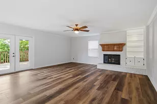 619 Heatherwood Dr, Grapevine, TX 76051 - Photo 9